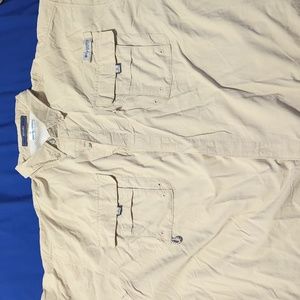 Columbia fishing shirt